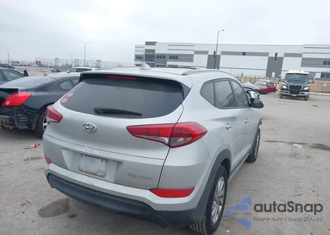 2018 Hyundai Tucson Sel z USA, uszkodzony, nr VIN KM8J33A42JU665776